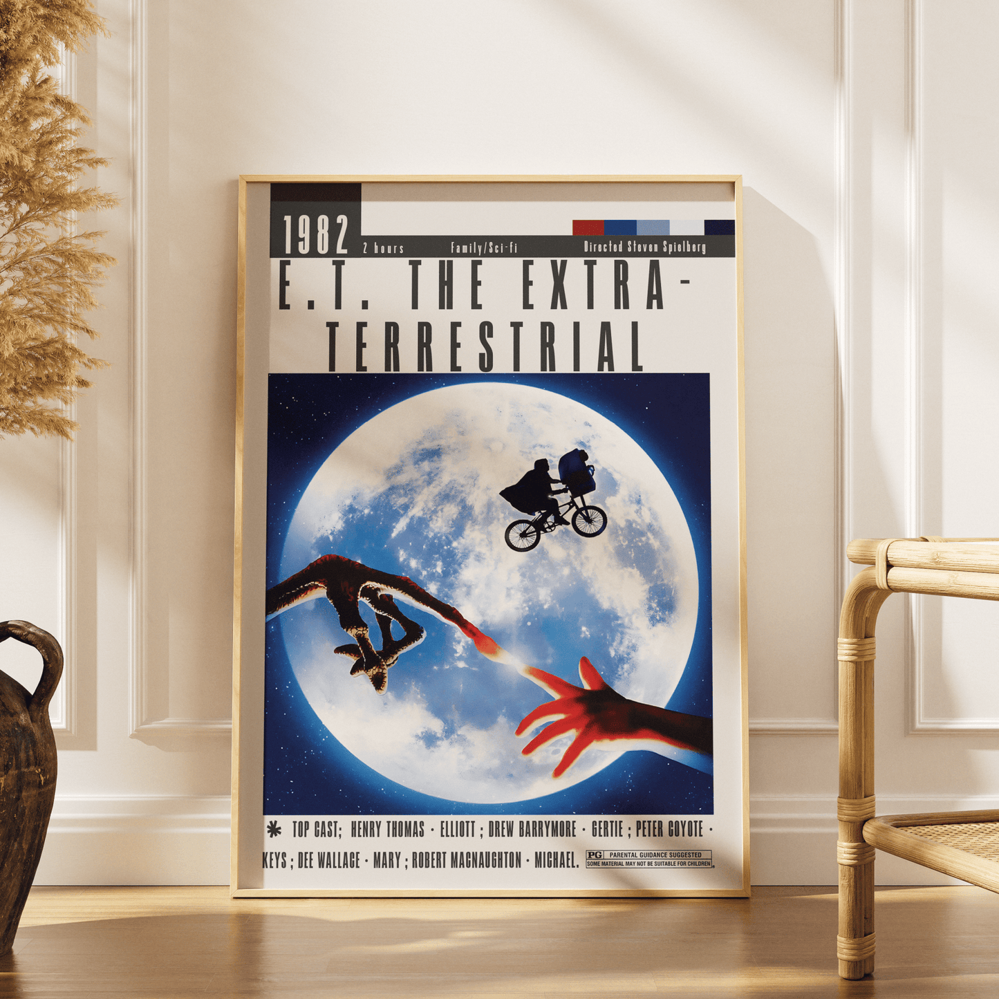 E.T. the Extra - Terrestrial (1982) Movie Poster - 98 Types StudioModern Minimal Movies