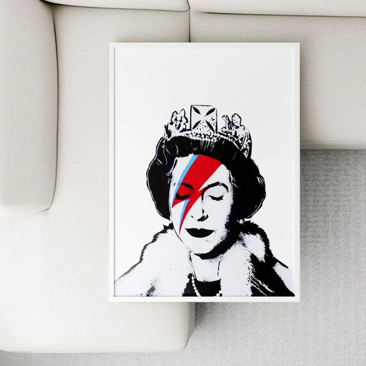 The Queen Graffiti Street Art - 98types