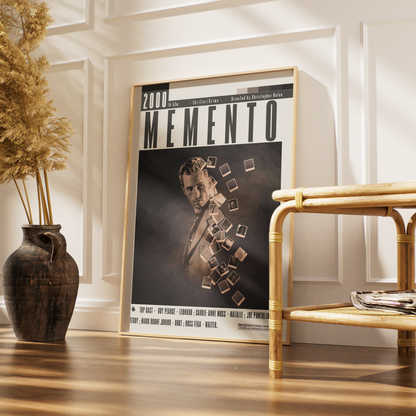 Memento (2000) Posters
