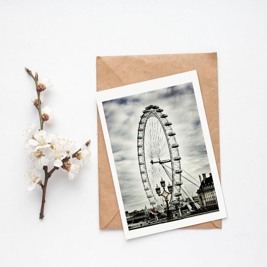 London Eye Millennium Wheel Photography - 98typesLONDON PHOTOS
